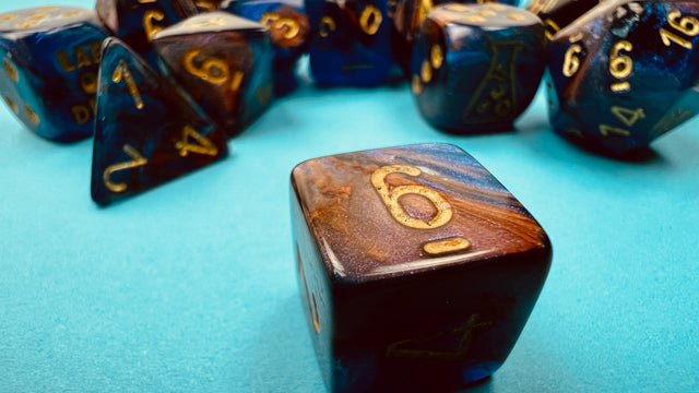 Lab Dice 6 Lustrous: Poly Azurite/gold 7-Die Set (with bonus die) from Chessex image 3